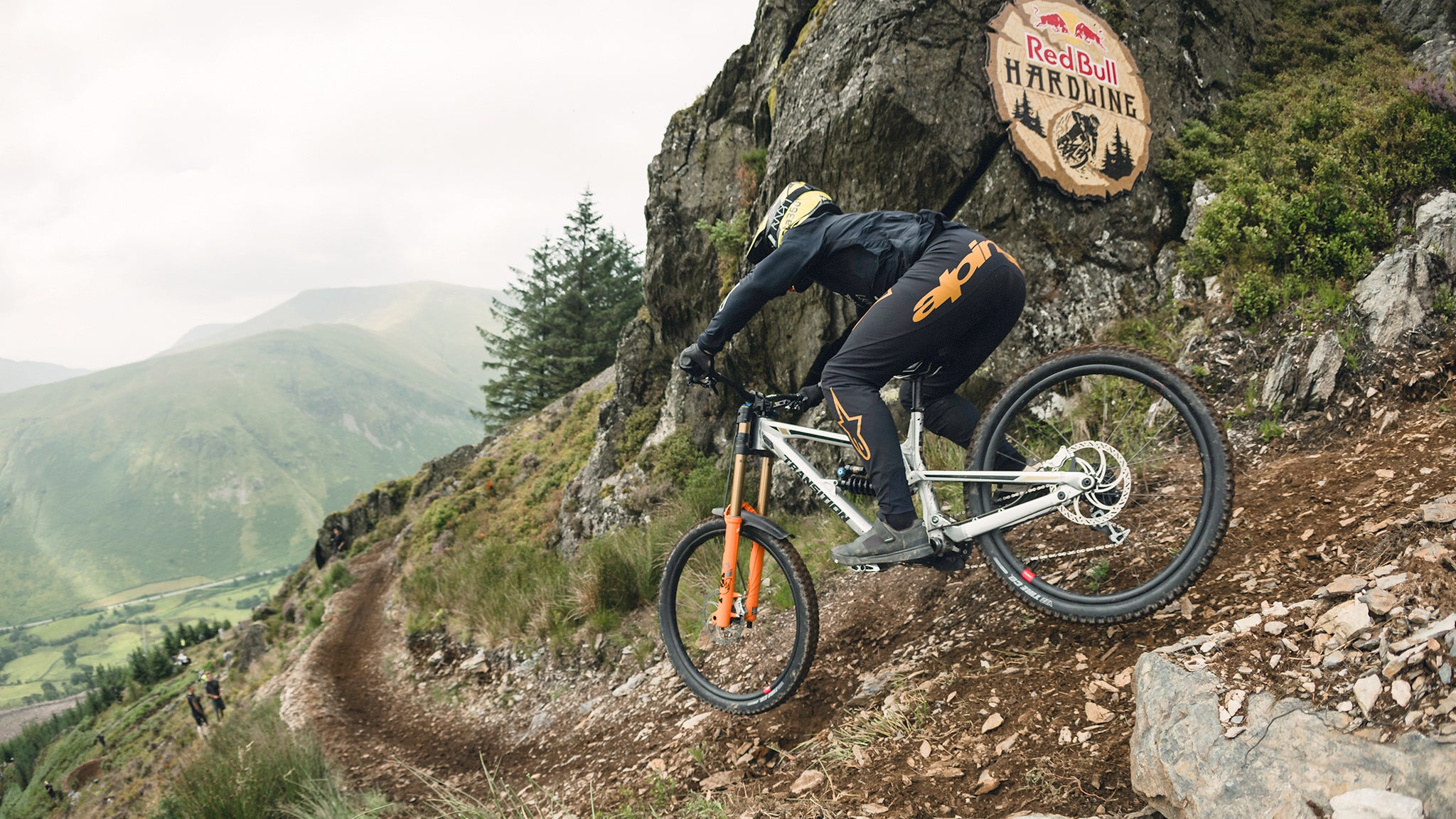 Reserve 30 HD DH Wheelset - Thumbnail 3